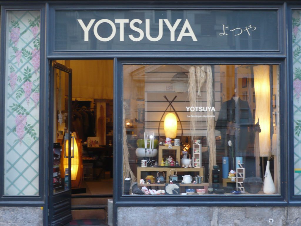 Yotsuya - Boutique d'artisanat japonais. Décoration, textiles, art de la  table.